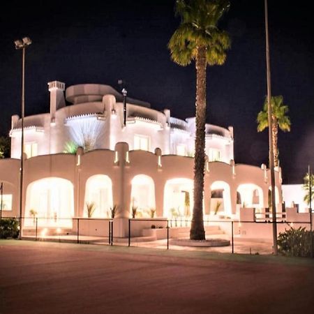 B&B Valentino Luxury Rooms By Salentolimit Porto Cesareo Extérieur photo