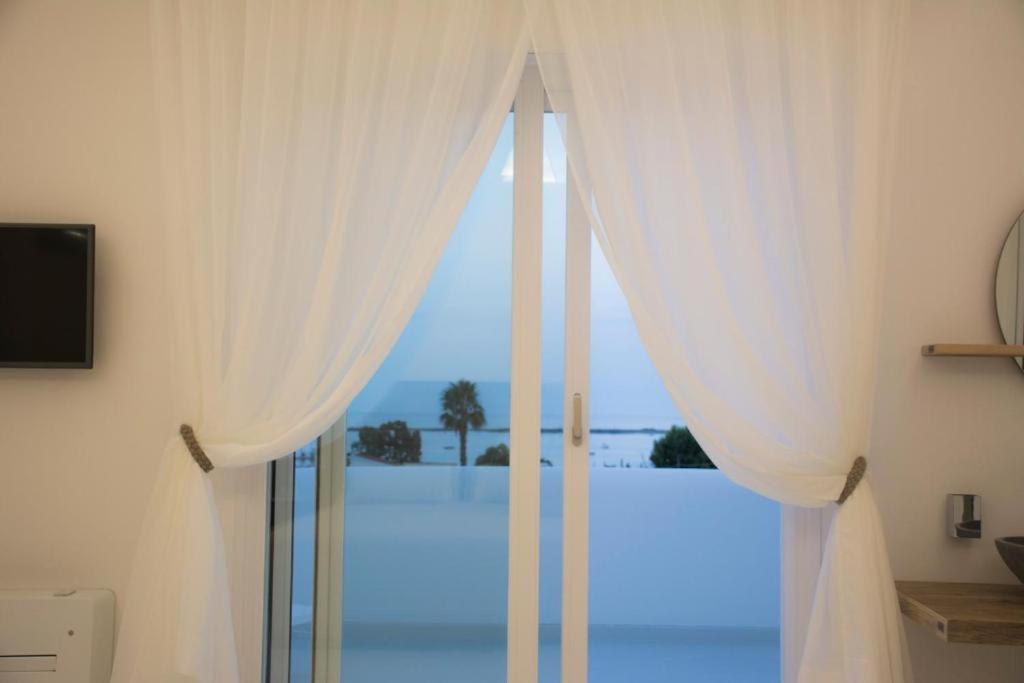 B&B Valentino Luxury Rooms By Salentolimit Porto Cesareo Extérieur photo