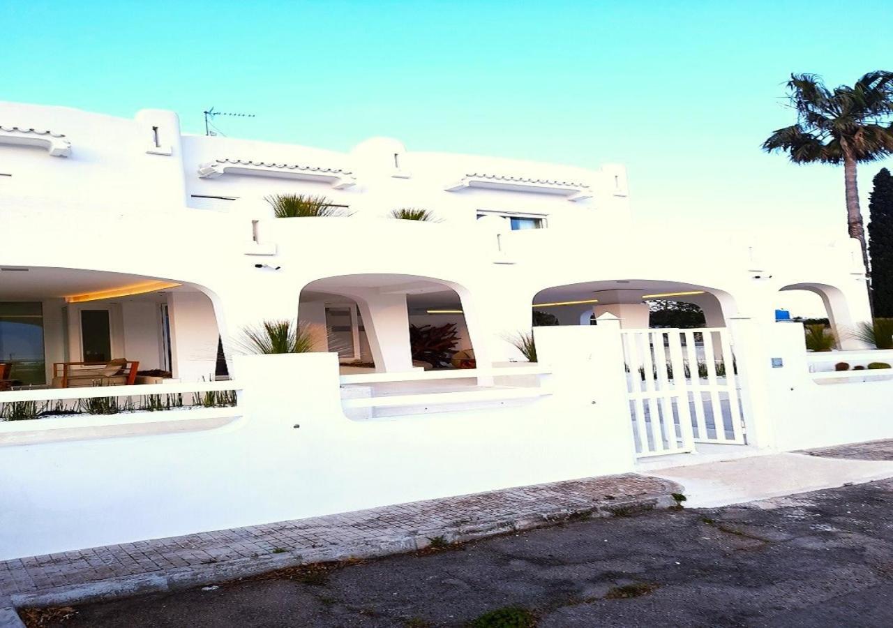 B&B Valentino Luxury Rooms By Salentolimit Porto Cesareo Extérieur photo